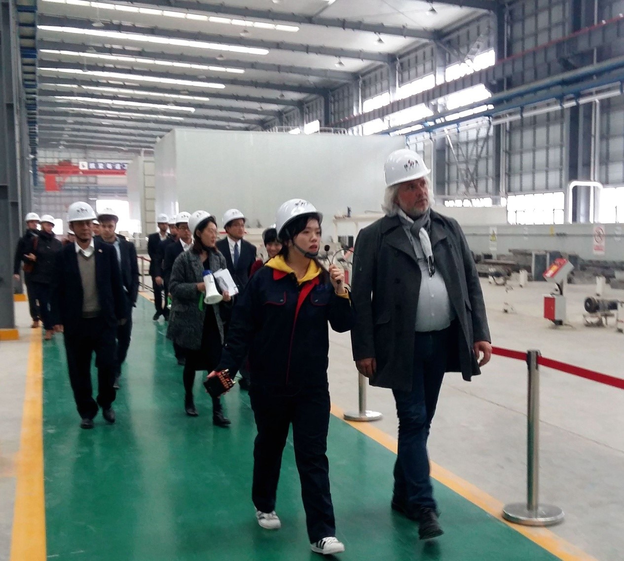 比利時安特衛(wèi)普省清潔技術(shù)代表團參觀陜建建筑產(chǎn)業(yè)基地
